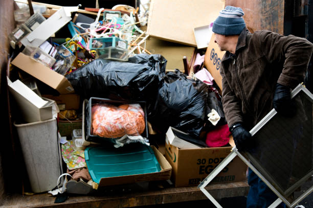 Best Garage Cleanout Services  in Laurinburg, NC